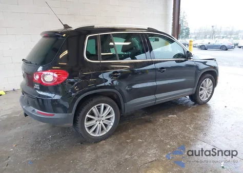 2011 Volkswagen Tiguan Se from USA, damaged, VIN WVGBV7AX2BW531856